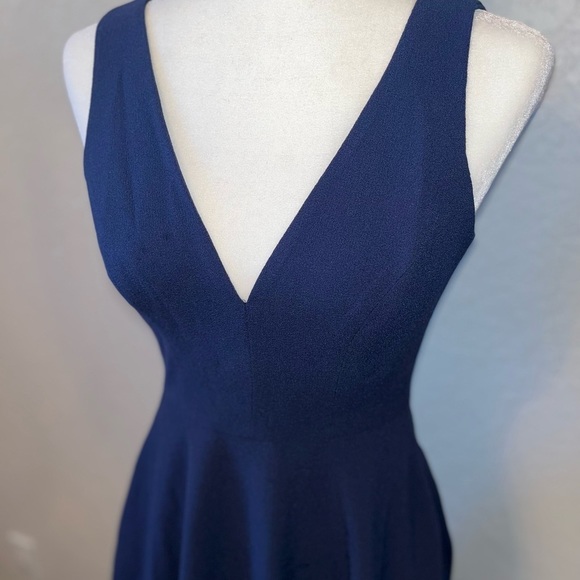 Dress the Population Women’s V-Neck Fit and Flare Dress w/Pockets Size:XXS NWT - Picture 11 of 11